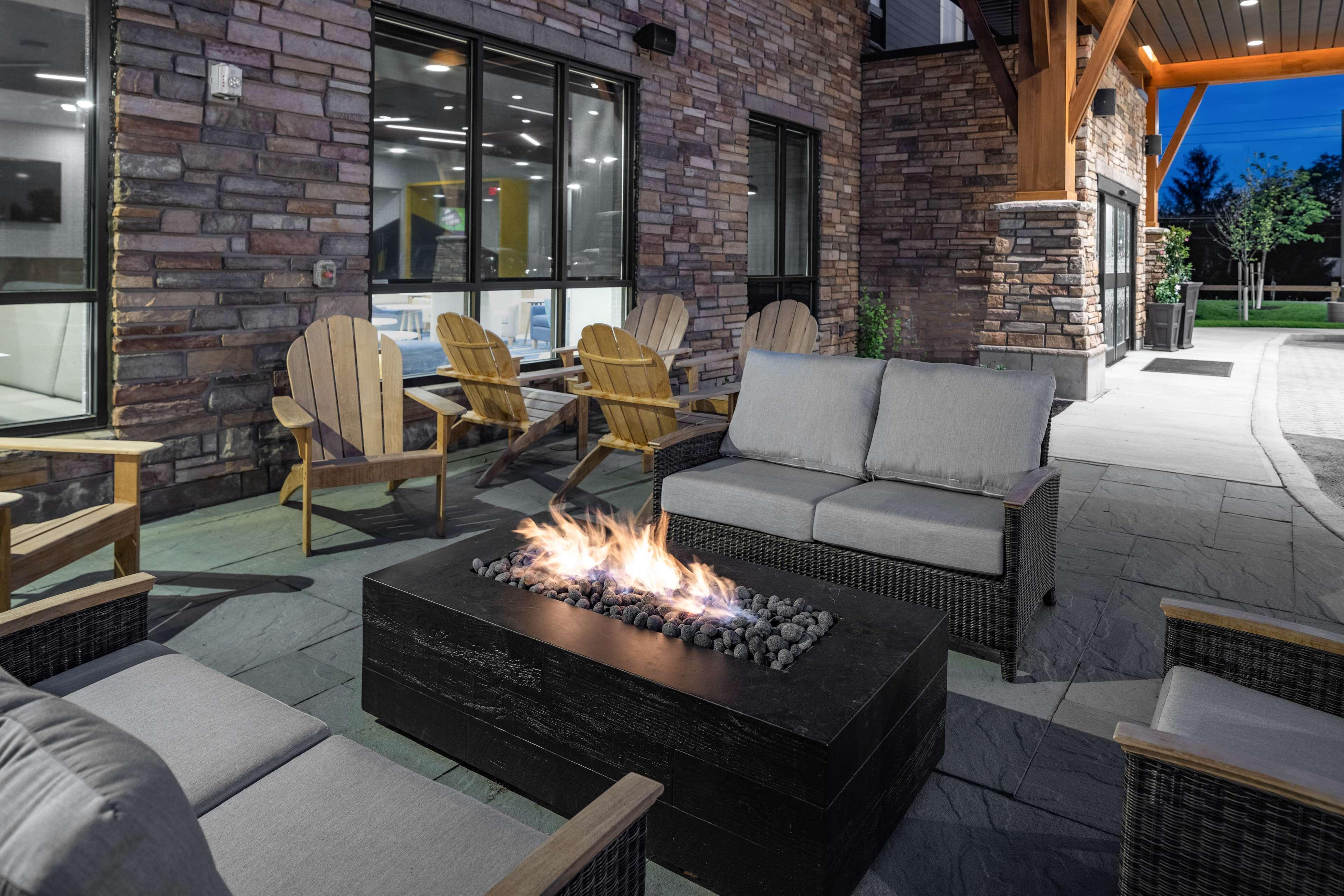 Hampton Inn By Hilton Verona At Turning Stone Extérieur photo