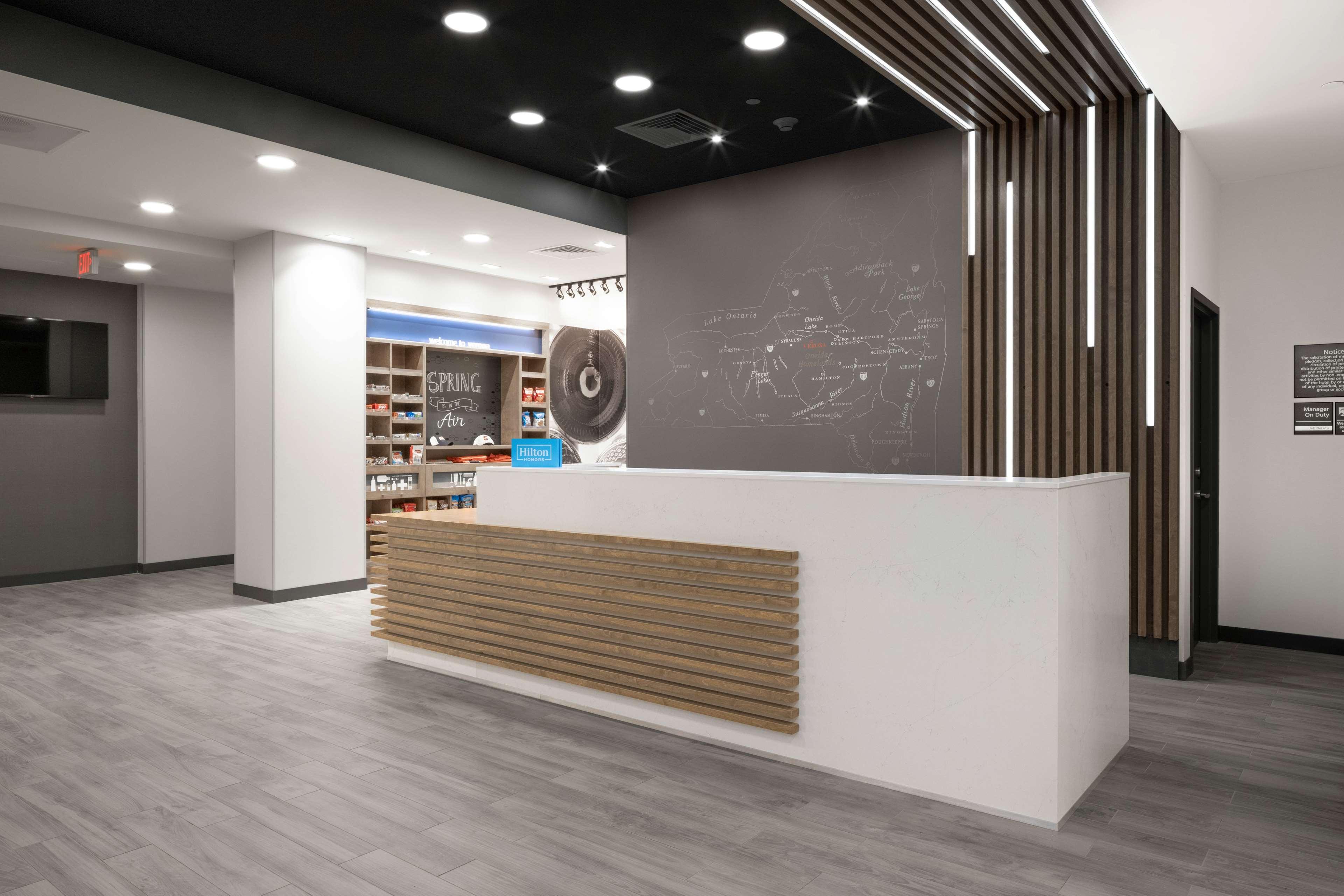 Hampton Inn By Hilton Verona At Turning Stone Extérieur photo